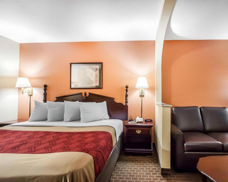 Econo Lodge Inn & Suites I-20, Exit 73 Tuscaloosa Dış mekan fotoğraf