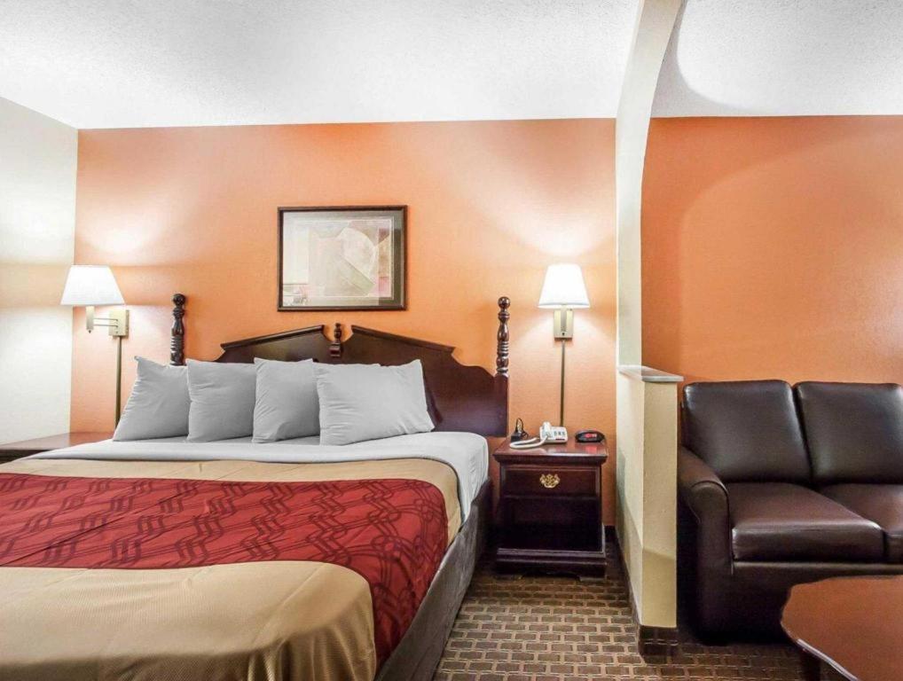 Econo Lodge Inn & Suites I-20, Exit 73 Tuscaloosa Dış mekan fotoğraf