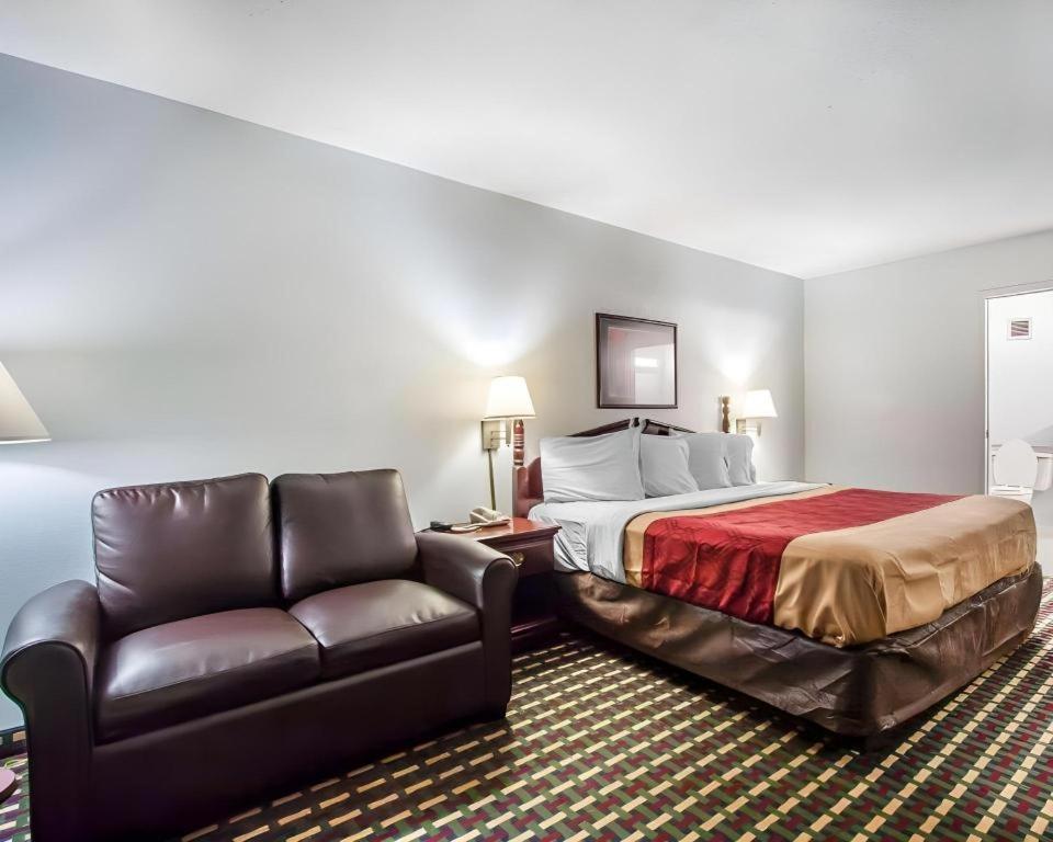 Econo Lodge Inn & Suites I-20, Exit 73 Tuscaloosa Dış mekan fotoğraf