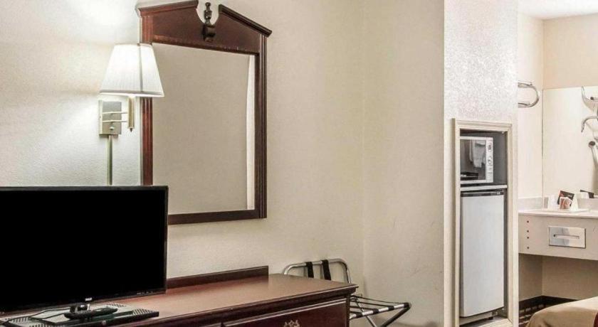 Econo Lodge Inn & Suites I-20, Exit 73 Tuscaloosa Dış mekan fotoğraf