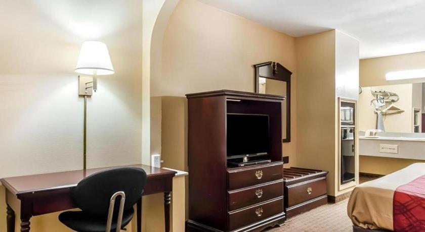 Econo Lodge Inn & Suites I-20, Exit 73 Tuscaloosa Dış mekan fotoğraf